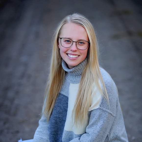 Meet the Posher Other - Meet your Posher, Savannah